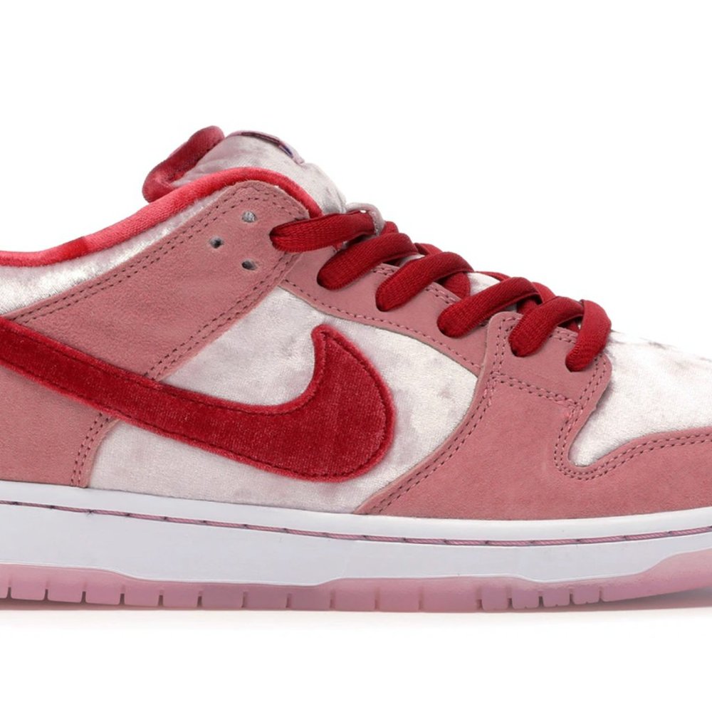 StockX Nike SB Dunk Low StrangeLove Skateboards